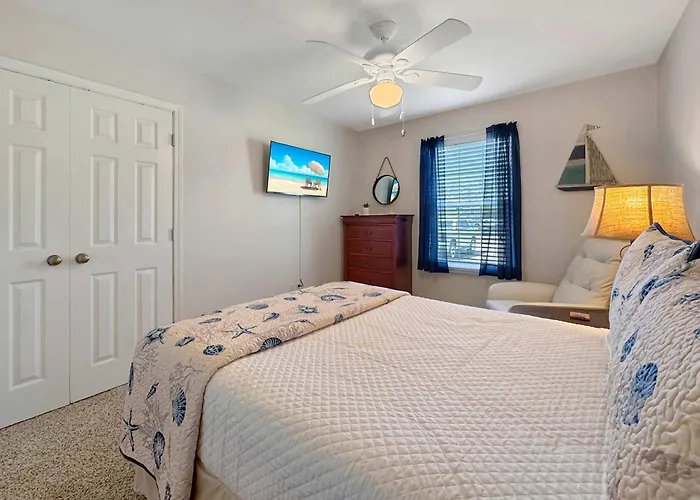 Apartment Coastal Retreat - For 6