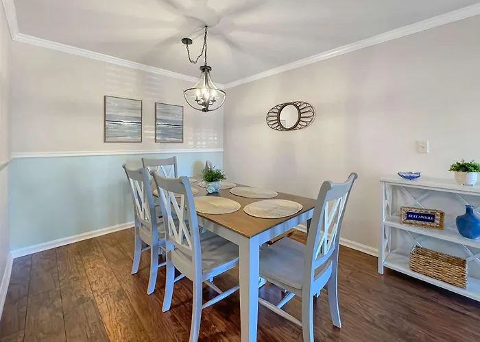 Apartment Coastal Retreat - For 6 Gulf Shores